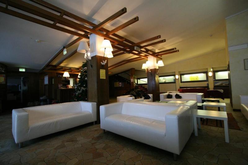Hotel Lo Stambecco เบรยล์-แชร์วิเนีย ภายนอก รูปภาพ